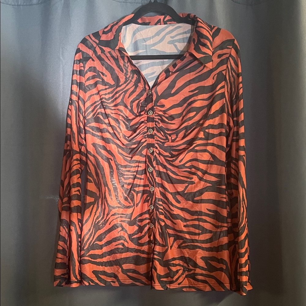 Button-Down Tiger Print Shirt - Orange/Black